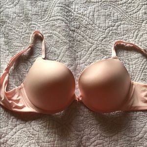 2 Victoria Secret Push-up bras 34D never worn